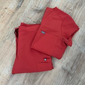 Figs Clay Scrub Set - Catarina Top, Kade Cargo Bottom Size S